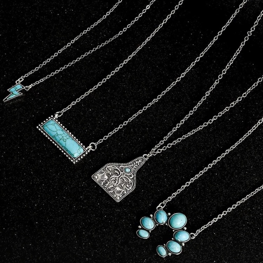 Cute Turquoise Necklace Set